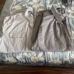 Dress shirts for men all 5 are size L.